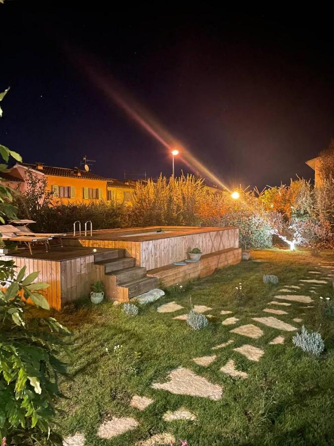 Апартаменти Antica Casa Del Glicine Поджібонсі Екстер'єр фото